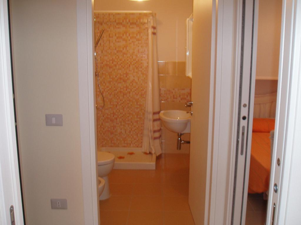 Il Girasole Villa SantʼAntìoco Kamer foto